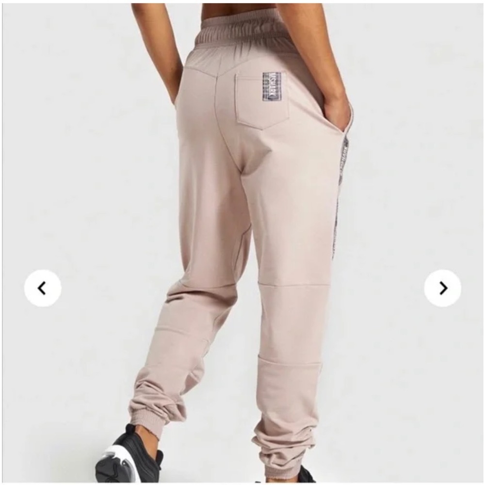 NWOT GYMSHARK revival jogger pants taupe high waisted - Picture 5 of 8